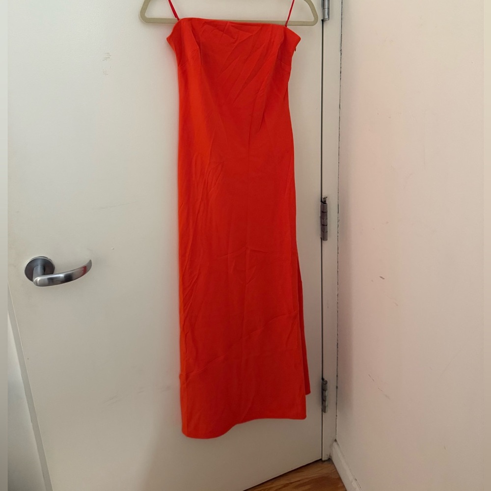 Aritizia Glance Orange Strapless Dress